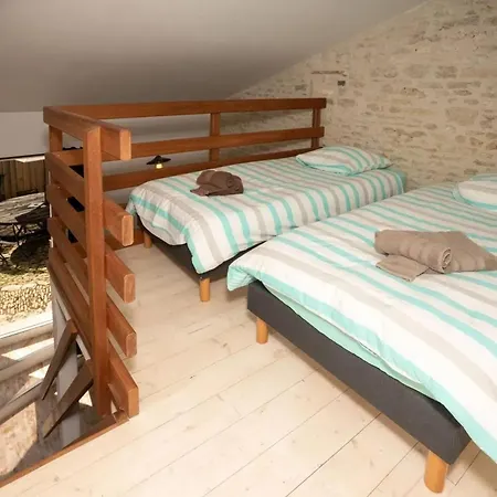 Studio Avec Jardin Clos Et Wifi A Georges D'oleron